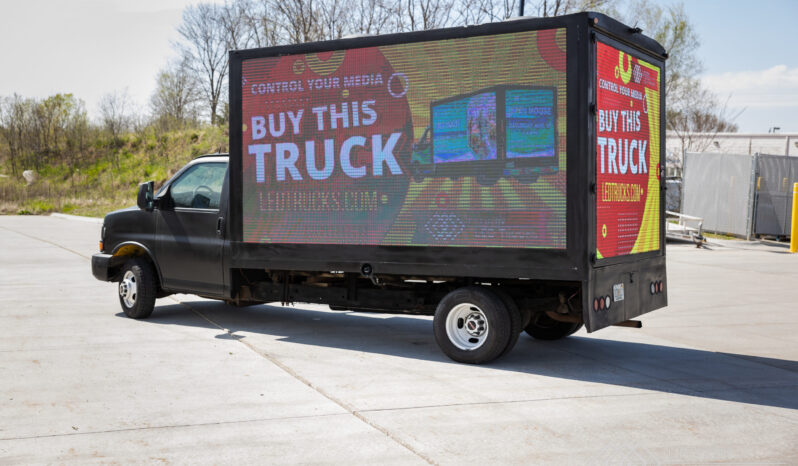2015 GMC Savana P4 LED Truck full