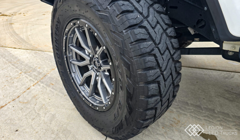 2021 Jeep Gladiator Overland / 2023 Spark 405 P3.9 LED Truck full