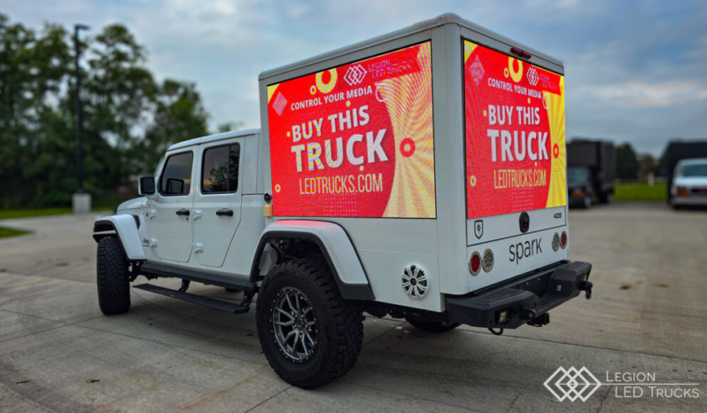 2021 Jeep Gladiator Overland / 2023 Spark 405 P3.9 LED Truck full